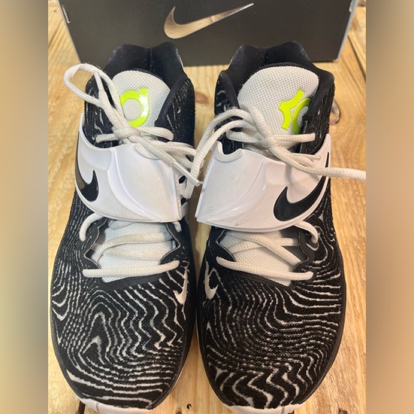 Nike KD 14 TB Black & White Men's Basketball Ball Sneaker Shoes Size 8 - Picture 4 of 10